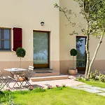 Tenuta Lamborghini Golf & Alojamento de Acomodação e Pequeno-almoço 4*