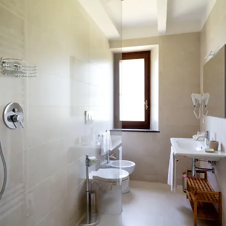 Tenuta Lamborghini Golf & Couette-café