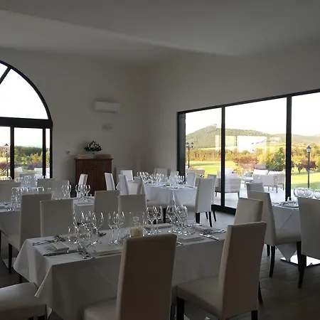 Tenuta Lamborghini Golf & بانيكالي