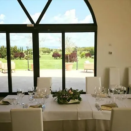 Nocleg ze śniadaniem Tenuta Lamborghini Golf & Panicale