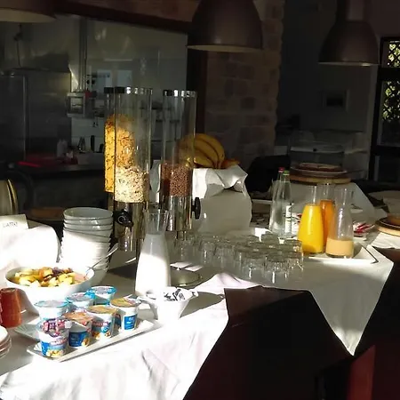 Alojamento de Acomodação e Pequeno-almoço Tenuta Lamborghini Golf & 4*