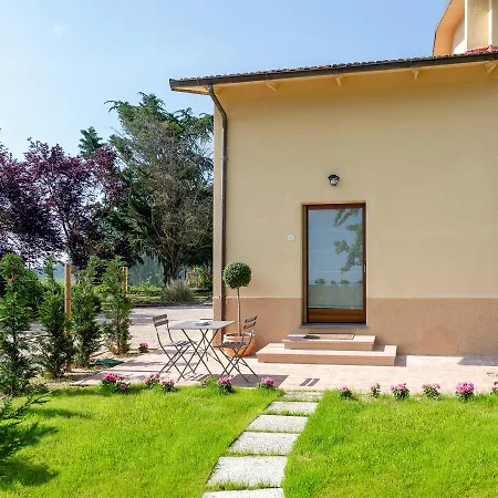 Bed & Breakfast Tenuta Lamborghini Golf &