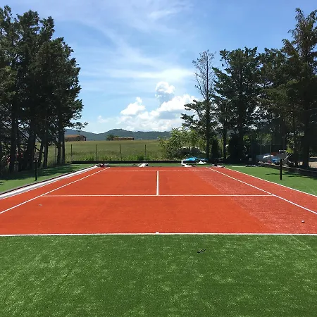 Tenuta Lamborghini Golf & Couette-café