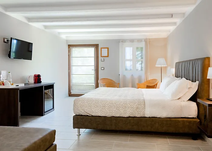 Bed & Breakfast Tenuta Lamborghini Golf &