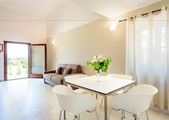 Tenuta Lamborghini Golf & 4*